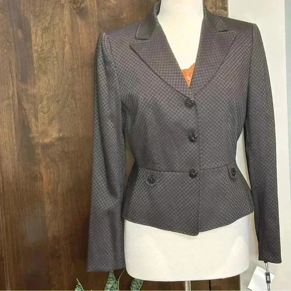 NWT TAHARI Blazer Arthur S. Levine women’s Size 6 cropped business blazer jacket - Picture 3 of 11